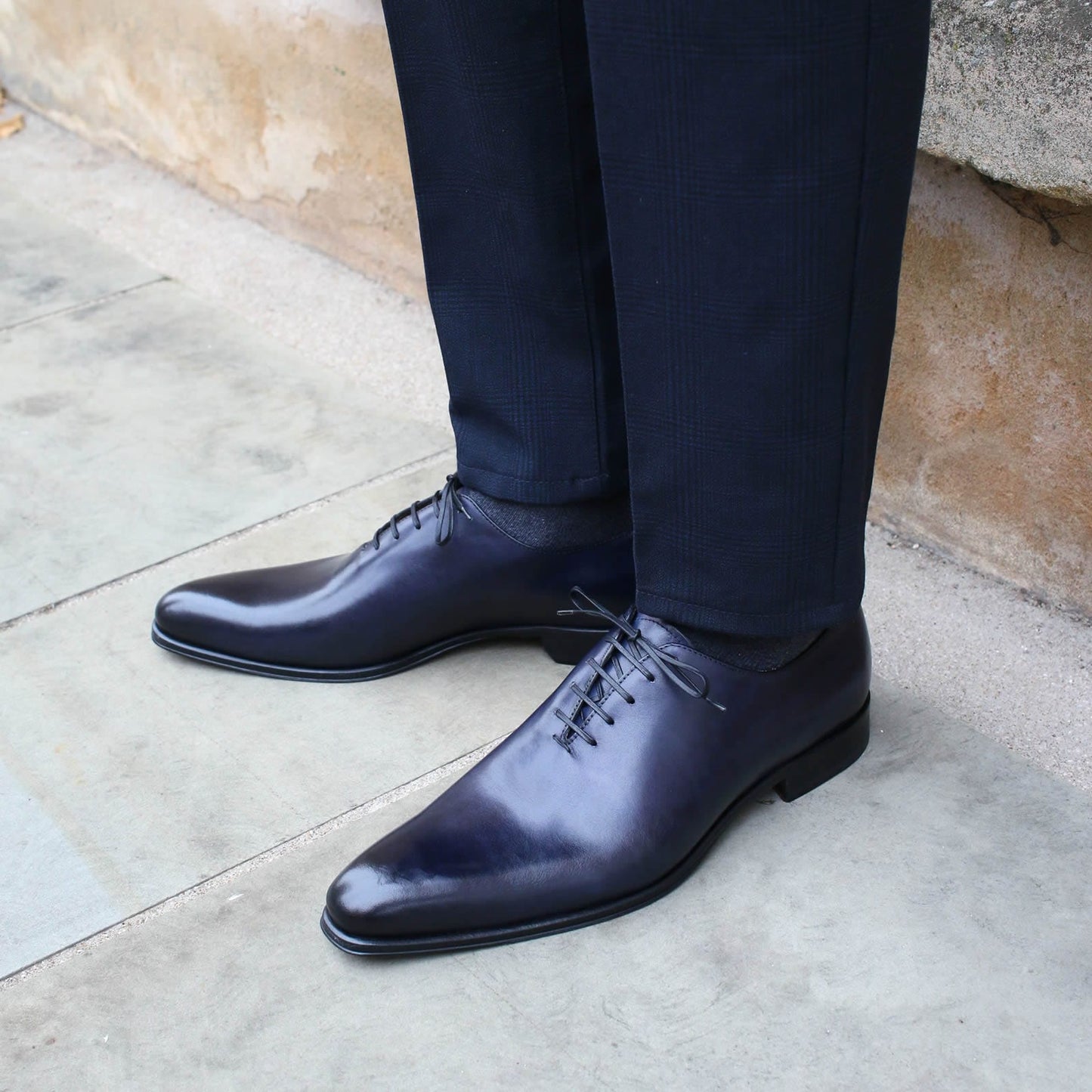 Classic Wholecut Oxford Blue
