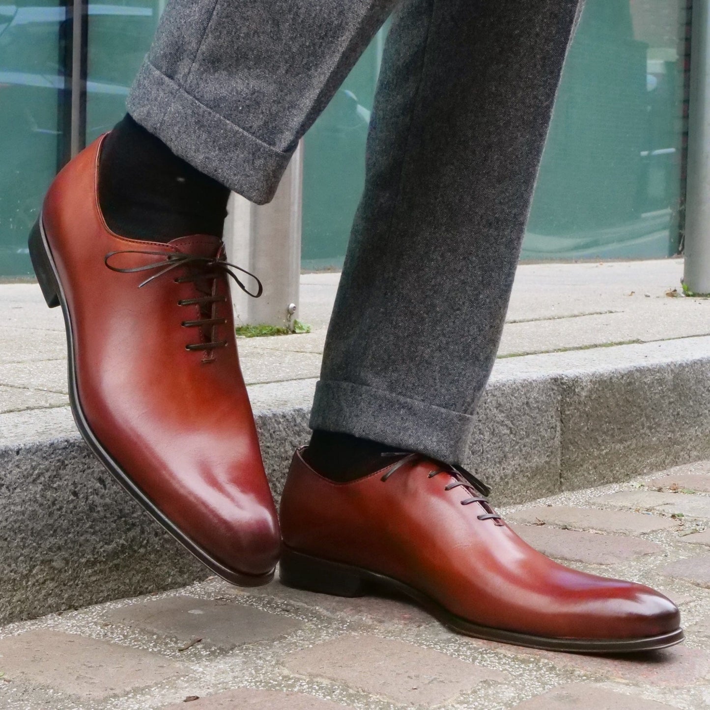 Classic Wholecut Oxford Chestnut